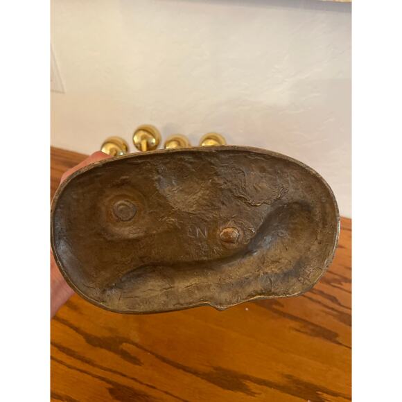 Vintage brass reindeer candle holder - Picture 6 of 6